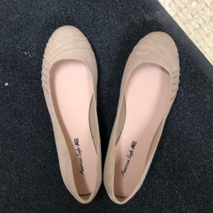 American Eagle Bree Pleated Flat